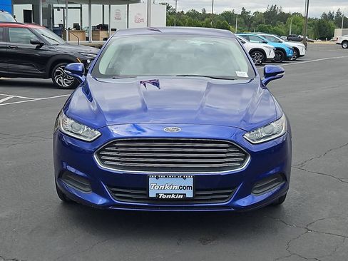 Used 2014 Ford Fusion SE FWD image 9