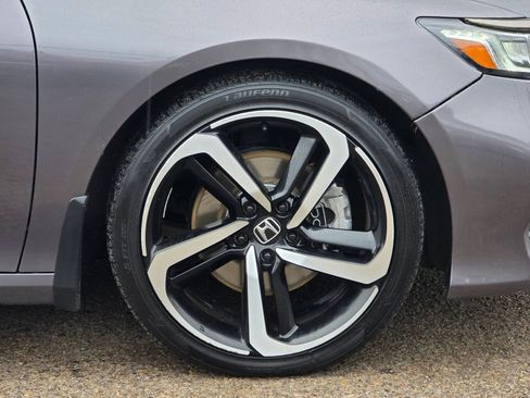 Used 2020 Honda Accord Sport image 29