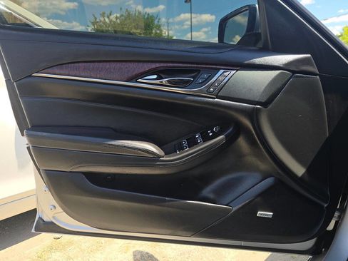 Used 2018 Cadillac CTS Luxury RWD image 6