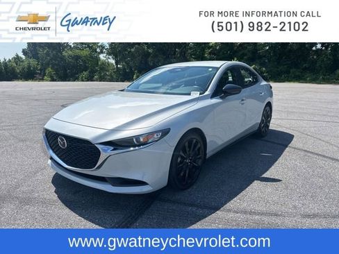 Used 2025 MAZDA MAZDA3 s FWD image 1