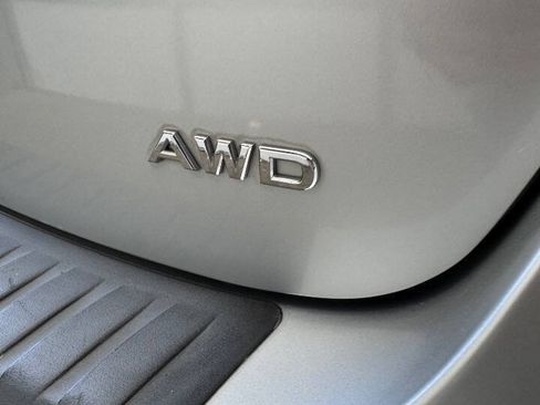 Used 2011 Nissan Rogue S AWD/4WD image 9