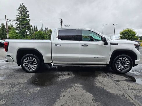 Used 2024 GMC Sierra 1500 Denali Ultimate AWD/4WD image 6