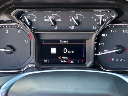 Used 2023 GMC Sierra 2500 SLT w/ SLT Premium Package image 33