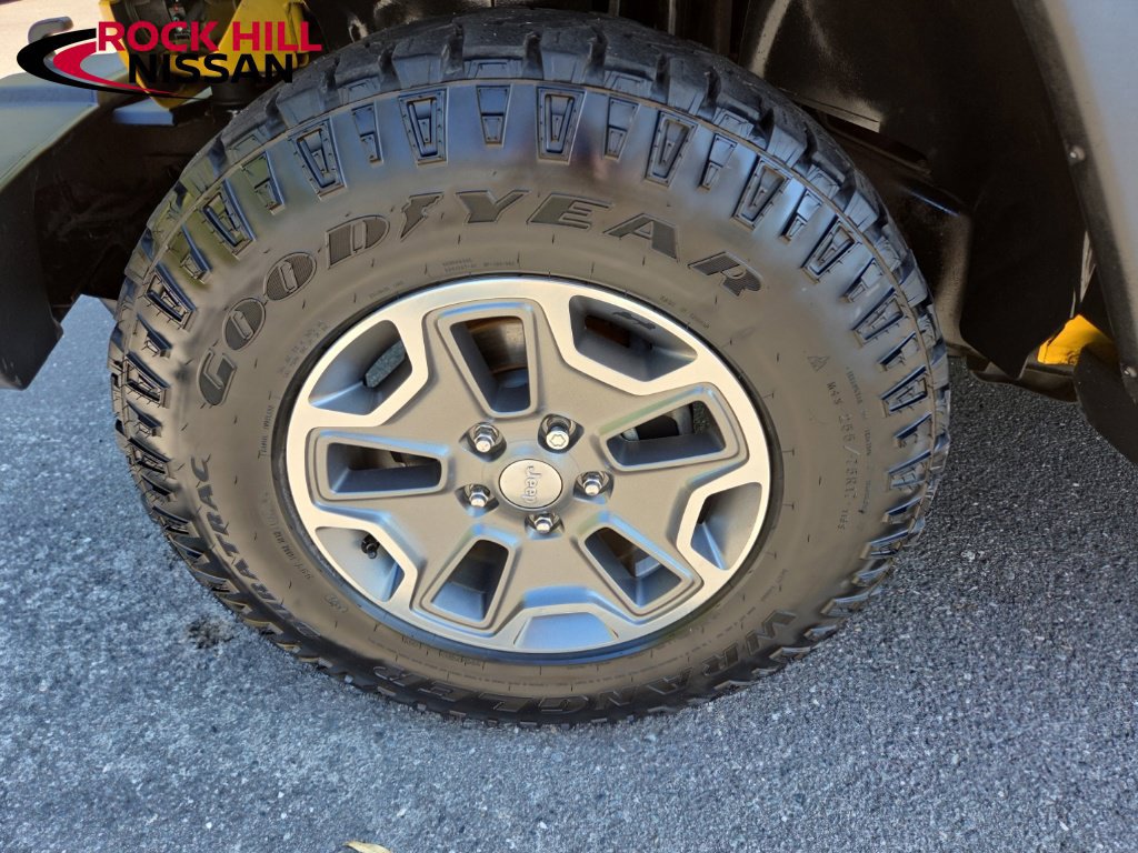 Used 2015 Jeep Wrangler Sport w/ Quick Order Package 24S AWD/4WD image 12