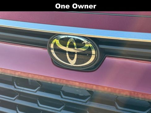 Used 2025 Toyota Grand Highlander FWD image 6