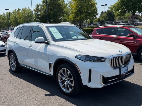 Used 2026 BMW X5 xDrive40i AWD/4WD image 2