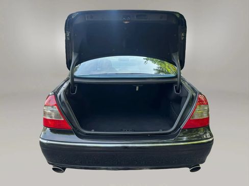 Used 2007 Mercedes-Benz E 350 Sedan image 5