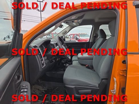 Used 2017 RAM 3500 Tradesman w/ Chrome Appearance Group image 9