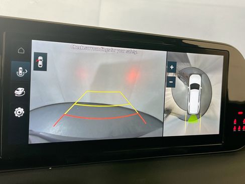 Used 2023 Hyundai Palisade Calligraphy image 14