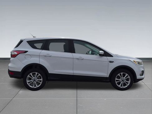 Used 2017 Ford Escape SE AWD/4WD image 7
