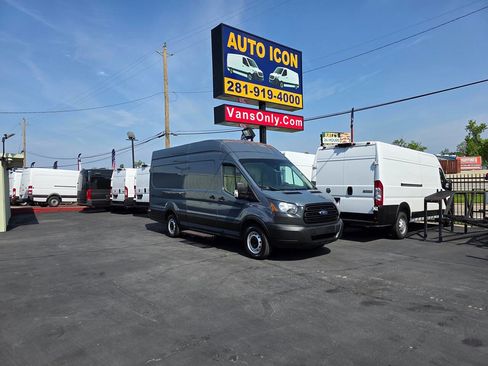 Used 2019 Ford Transit 250 148 High Roof Extended RWD image 24
