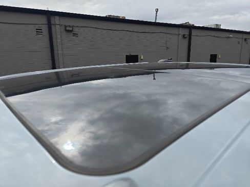 Used 2025 Ford F250 Platinum image 9