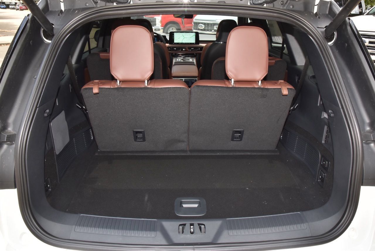 New 2026 Lincoln Aviator Reserve AWD/4WD image 37