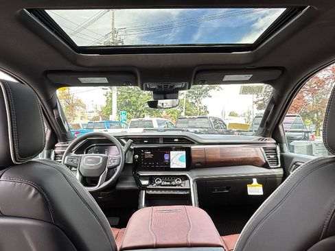 New 2025 GMC Sierra 2500 Denali Ultimate w/ Snow Plow Prep/Camper Package image 26