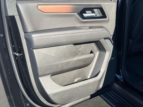 New 2026 GMC Yukon XL Denali AWD/4WD image 11