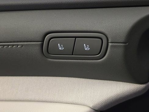 New 2025 Hyundai Tucson Limited image 9