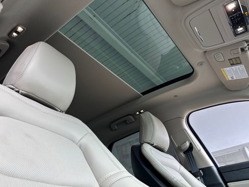 New 2025 Lincoln Corsair Reserve w/ Rear Removable Package Tray image 14