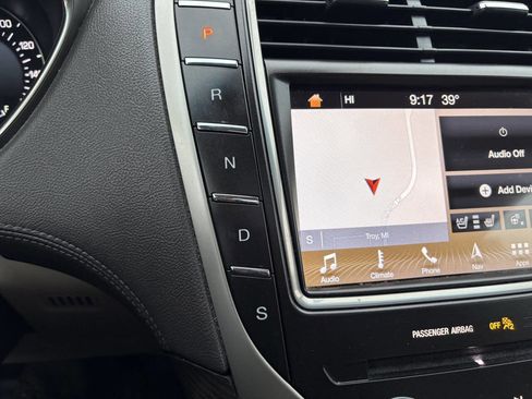 Used 2018 Lincoln MKX Reserve w/ Lincoln MKX Climate Package image 30