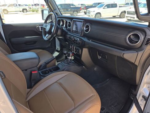 Certified 2023 Jeep Wrangler Unlimited Sahara w/ Cold Weather Group AWD/4WD image 27