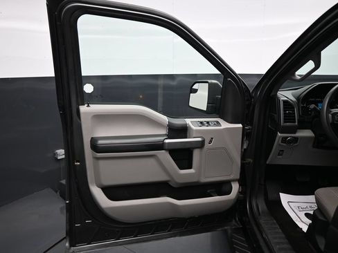 Used 2020 Ford F150 XLT AWD/4WD image 12