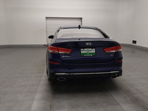 Used 2019 Kia Optima S image 6