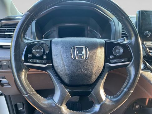 Used 2018 Honda Odyssey Elite image 25