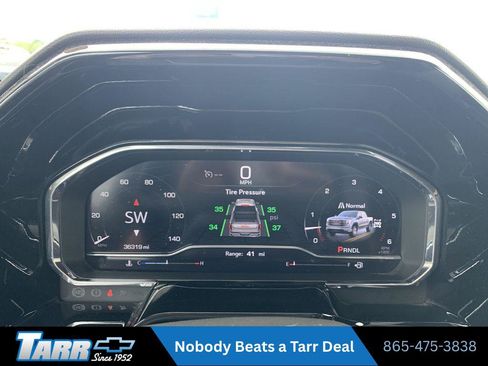 Used 2025 GMC Sierra 1500 SLT AWD/4WD image 10