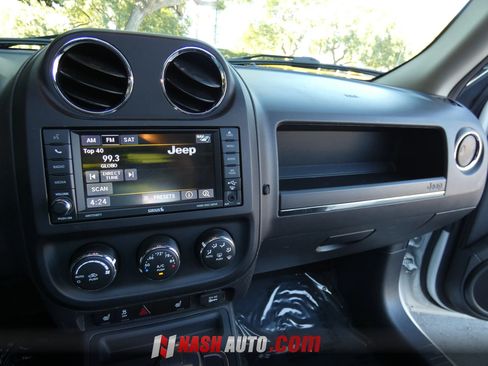 Used 2016 Jeep Patriot High Altitude FWD image 51