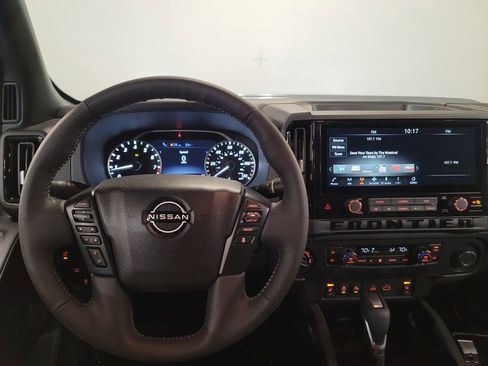 New 2026 Nissan Frontier SV w/ SV Convenience Package image 12