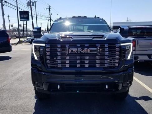 New 2026 GMC Sierra 2500 Denali Ultimate AWD/4WD image 2
