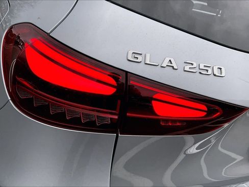 Certified 2025 Mercedes-Benz GLA 250 GLA 250 image 29
