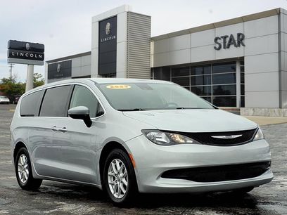Used 2023 Chrysler Voyager LX