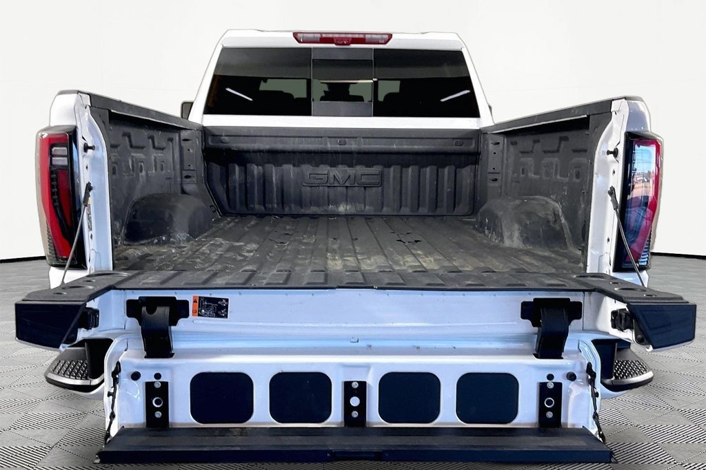Used 2026 GMC Sierra 2500 AT4 w/ AT4 Premium Plus Package AWD/4WD image 6