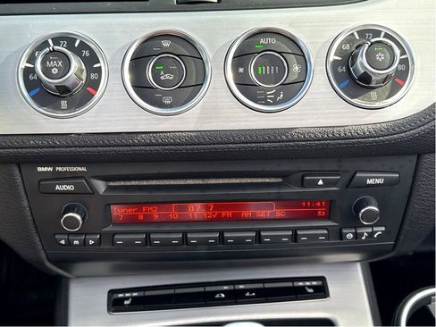 Used 2010 BMW Z4 sDrive35i image 20