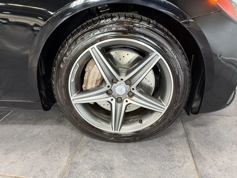 Used 2017 Mercedes-Benz E 300 4MATIC image 25