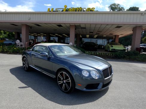 Used 2014 Bentley Continental GT image 25