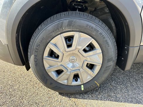 New 2026 Nissan Kicks S w/ Charging Package image 11