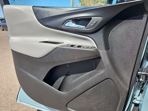 Used 2022 Chevrolet Equinox LT FWD image 25