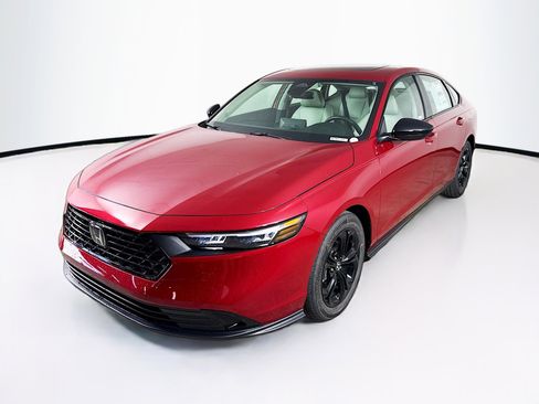 New 2025 Honda Accord SE image 4