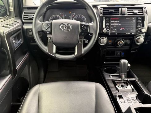 Used 2021 Toyota 4Runner Venture w/ Moonroof Package AWD/4WD image 32