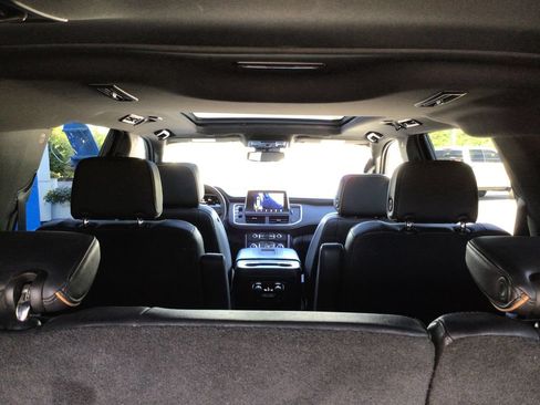 Used 2023 GMC Yukon XL AT4 w/ AT4 Premium Plus Package AWD/4WD image 45
