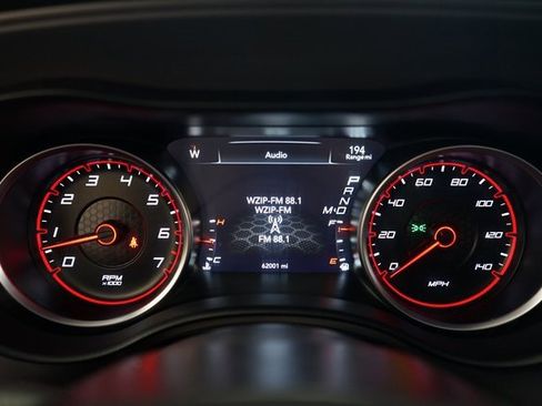 Used 2023 Dodge Charger SXT image 32