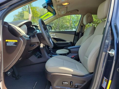Used 2017 Hyundai Santa Fe Sport FWD image 20