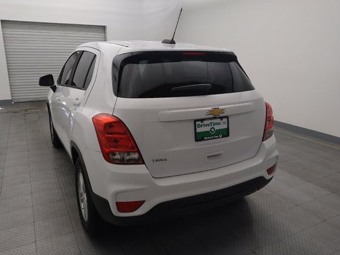 Used 2020 Chevrolet Trax LS w/ Tint and Cruise Package FWD image 6