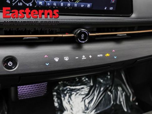 Used 2023 Nissan Ariya FWD image 20