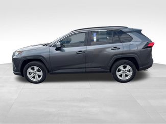 Used 2020 Toyota RAV4 XLE w/ All Weather Liner Package AWD/4WD video 2