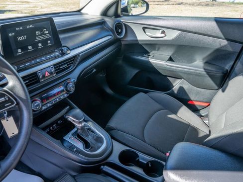 Used 2019 Kia Forte LXS image 15