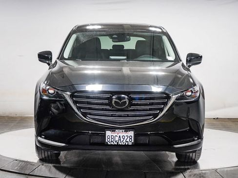Used 2018 MAZDA CX-9 Touring w/ Touring Premium Package FWD image 2