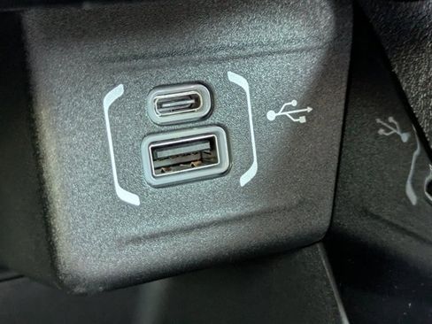 New 2026 Jeep Compass Latitude image 20