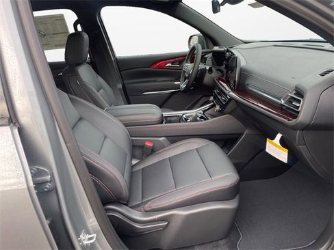 New 2026 Chevrolet Traverse Z71 w/ Driver Confidence Package image 15